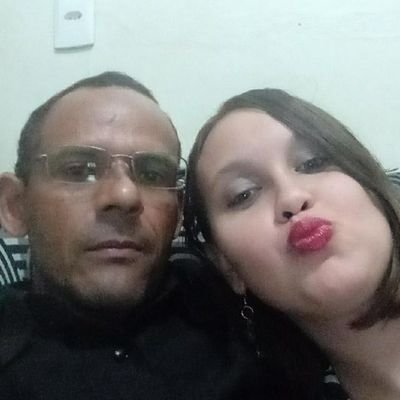 sou amiga de quem e meu amigo, e amo guem me ama!
Casada com Willasmar Medeiros