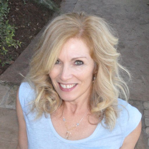 FelicityJewelry's profile picture. Our mission is to create unique, beautiful and quality jewelry pieces and to interact with customers in an honest, good natured and fair manner.