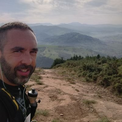 Telecommunications RF & Microwave Engineer.
PhD in radio astronomy receivers at University of Cantabria.
RF engineer at ERZIA