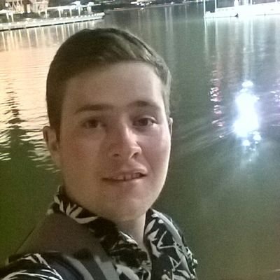 SoWorldKyle's profile picture. Travel the world and have amazing experiences 🌍 and also do nothing and eat a ton of burgers 👌