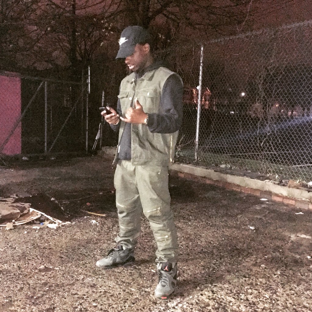Snap: datguyeli25 Insta: don_scorpio25 Naz and Sky are my life nothing else matters after them