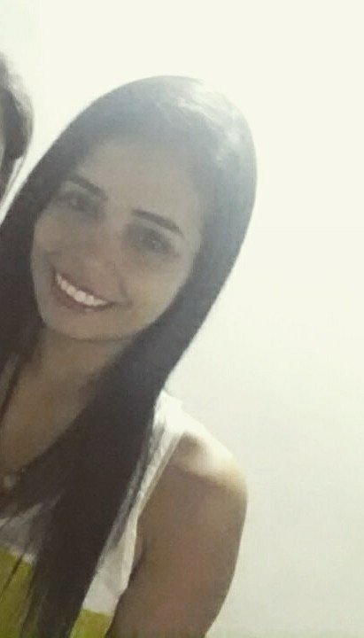Venezolana. Licenciada en administración. Sigo teniendo fe de que Hay Un Camino.