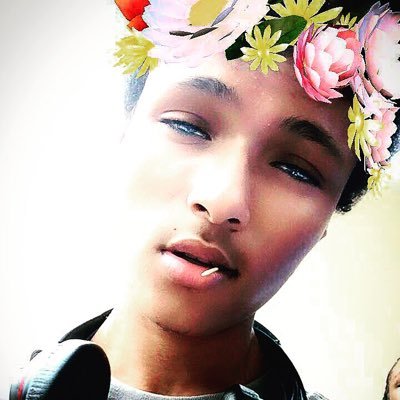 FaureBrac3's profile picture. J'aime les manga le sport (basket-ball,free fight) la musique la danse obsession pour la connaissance à tout prix 🇫🇷🇨🇬🇬🇦