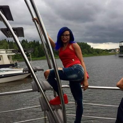 DivaSexy13's profile picture. Music my pain killer, i love dancing n singing, it my life.