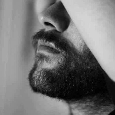 بك أحيا وأموت .. بك أعطى وأمسك
بك قد أصمت دهرآ .. وبك قلبى يتكلم