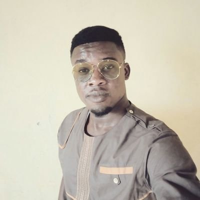 Song writer
Rapper
Singer
Choreographer
Bookings +233246153872