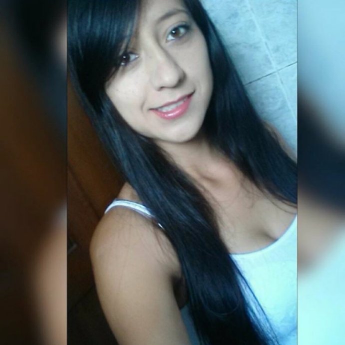 I'm Originally from Ecuador presently in Texas usa. i am single with one little kid.