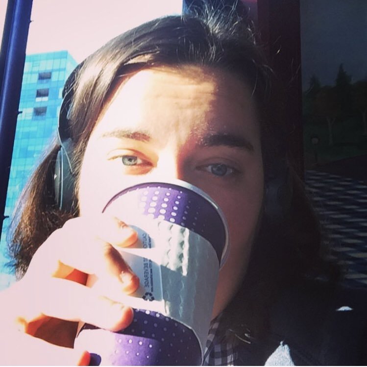 GeekyConstance's profile picture. Unable to type with boxing gloves on.