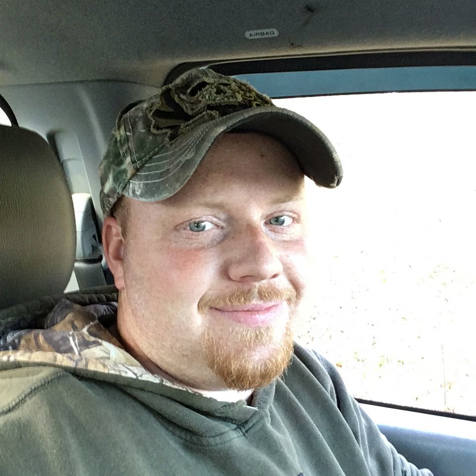 Hillbilly redneck from pa Love my beautiful daughter. single looking for long term relationship/marriage no games