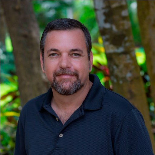 #RealEstate Advisor in #PlayadelCarmen, #RivieraMaya, #Tulum. #AgenteInmobiliario, #bienesraices. Venta de casas y Condos en Playa del Carmen y Riviera Maya.