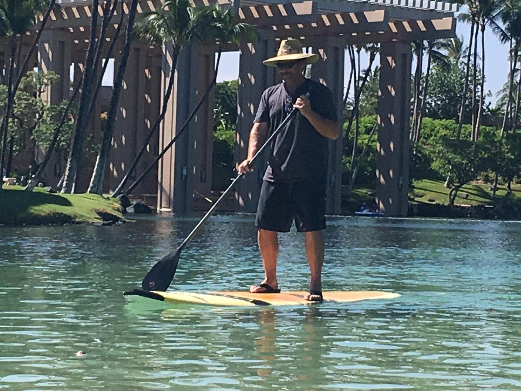 Husband, Father, Scuba Diver, Drummer, Traveler, Everything Hawaiian, Showpig Breeder, Recently retired 32 Year Law Enforcement Veteran , Military supporter!