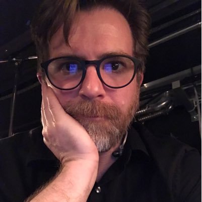 Seattle based musician, composer, orchestrator. Guitar, banjo, mandolin, keyboards. Living with and recovering from Focal Dystonia.