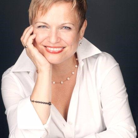 juliennryan's profile picture. 