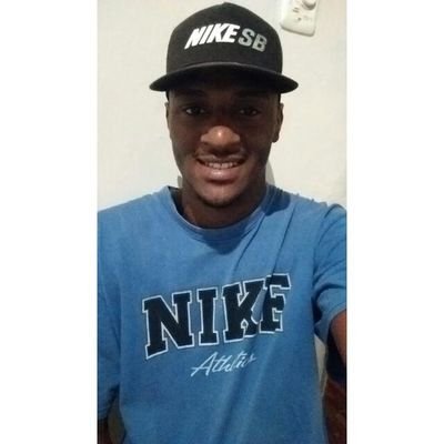✨O inimigo tem tentado, mais Deus tem me guardado! 🙏