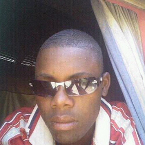 Mthandazoblessi's profile picture. 