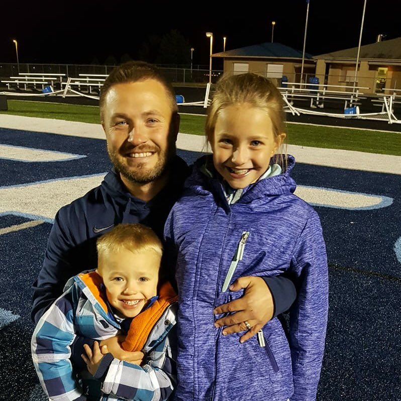 Father, Husband, Outside Linebackers Coach for Bay Port High School, Girls Basketball and Track Coach for SJB, Realtor, Investor #PiratePride #LeftyStrong #WFL