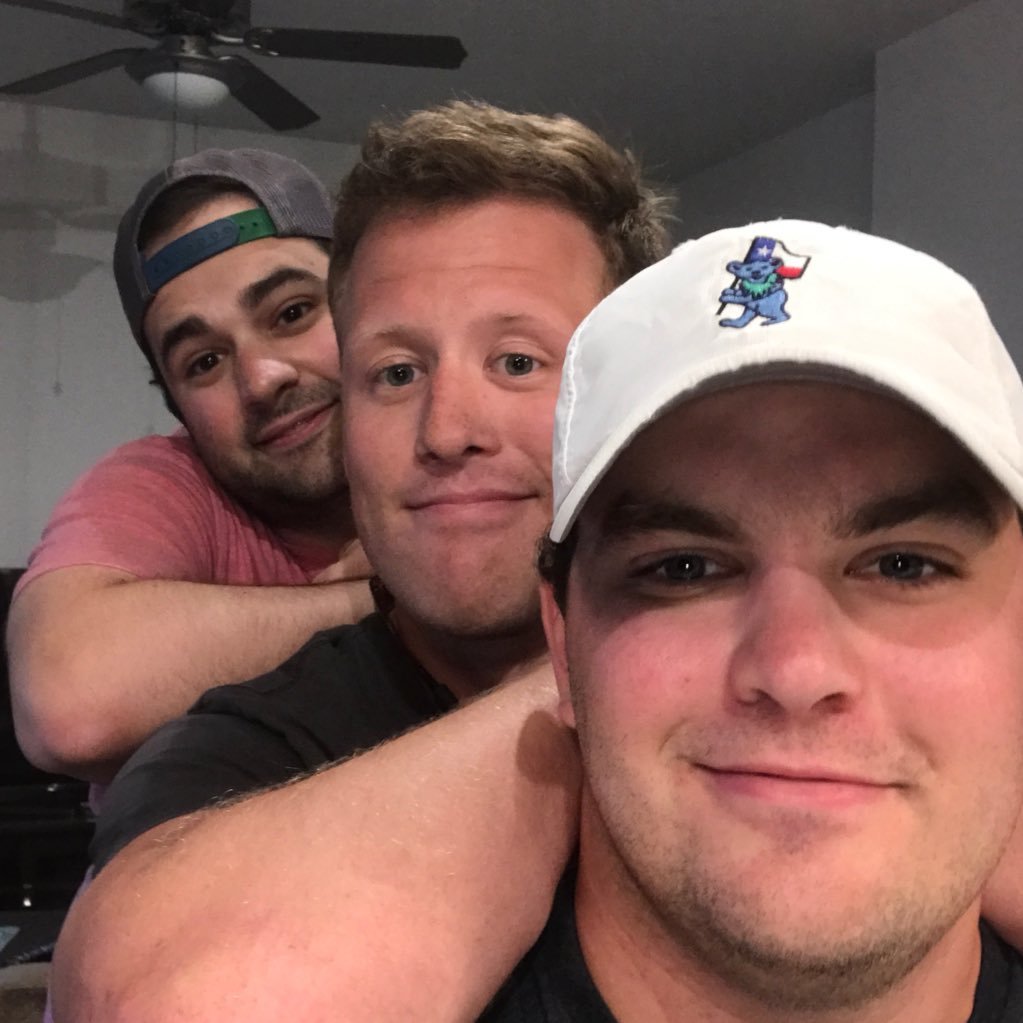 therealKIRBRO's profile picture. The constant professional.