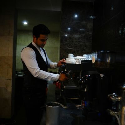 abar1374's profile picture. ورزش