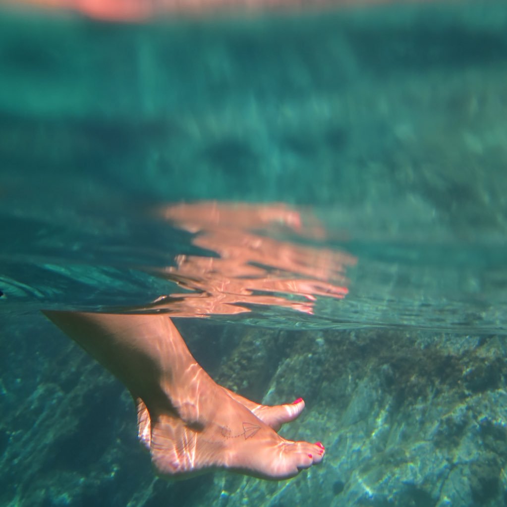 annamensa_'s profile picture. Make it happen ⚡️#wanderlust