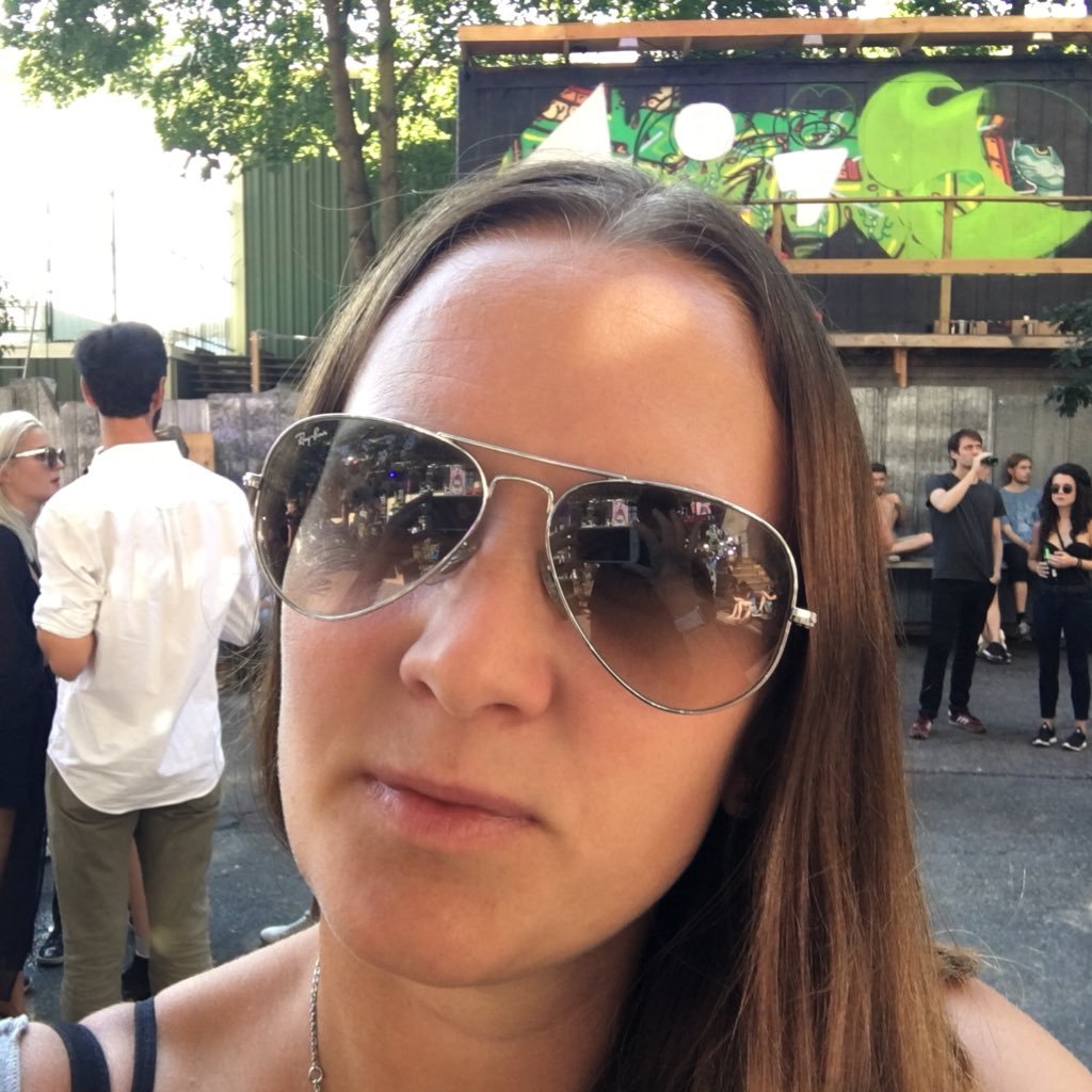 saralfritz's profile picture. 