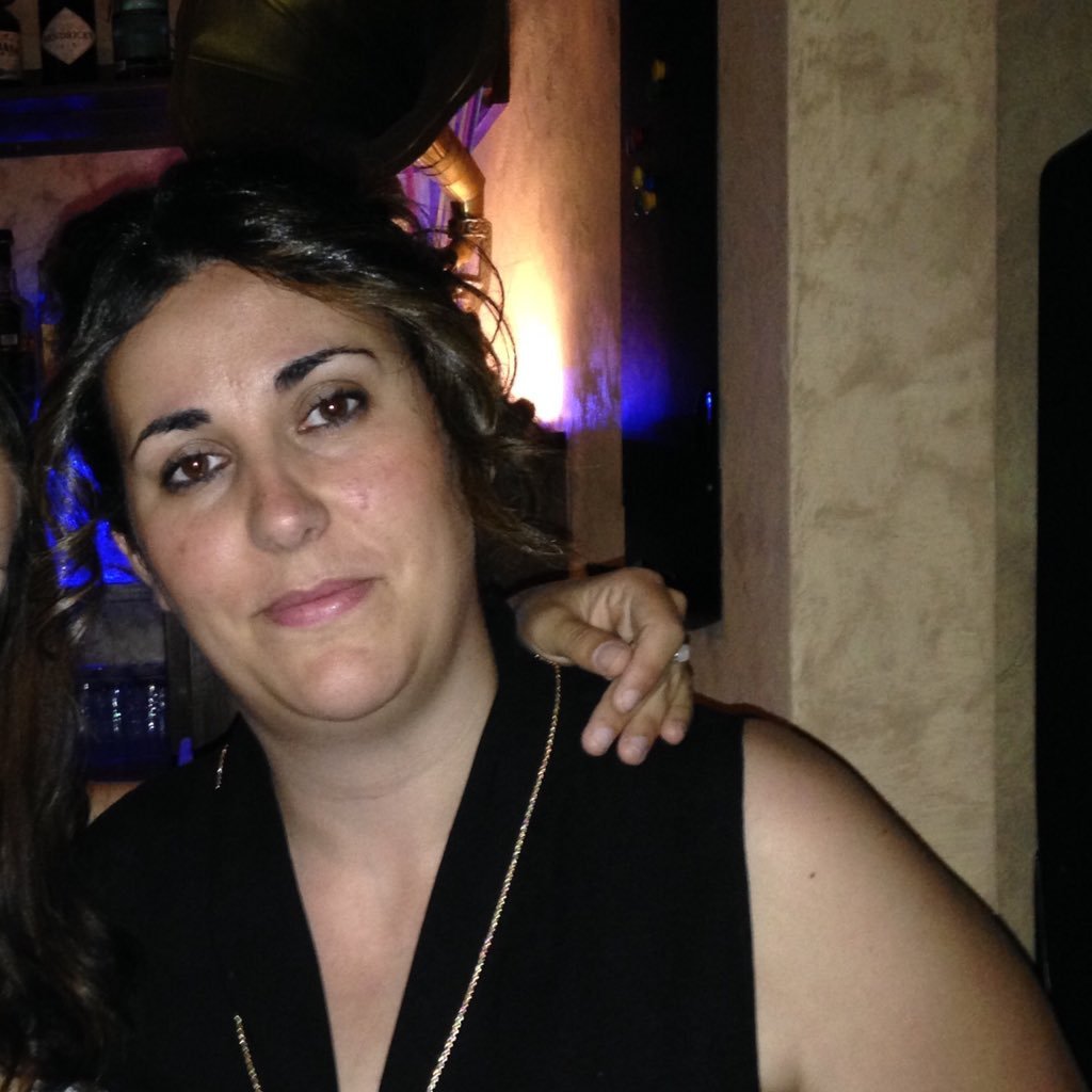 vanesaBarMar's profile picture. Y me siento mejor si se que tengo una estrellita pequeñita, pero firme. 2007.❤️