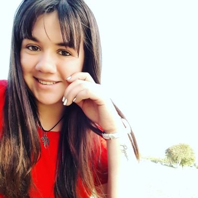 •22 años
•Escorpiana ♏
•Hincha Xeneize
•Futura Lic. en turismo
•Familia & Amigos primero
•Disneyland mi sueño.
...el éxito amor, pararse y dar pelea.