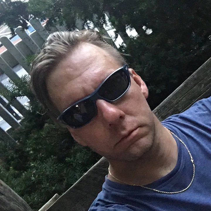 rikkitikki128's profile picture. Full time father, lawyer and octopus; part time artist, photographer, calligrapher and hockey coach. all opinions are mostly my own ;)