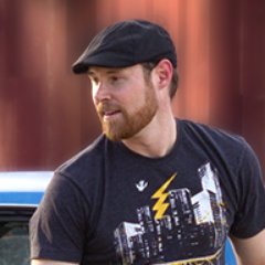 Web, print, and multimedia designer. UI/UX designer.