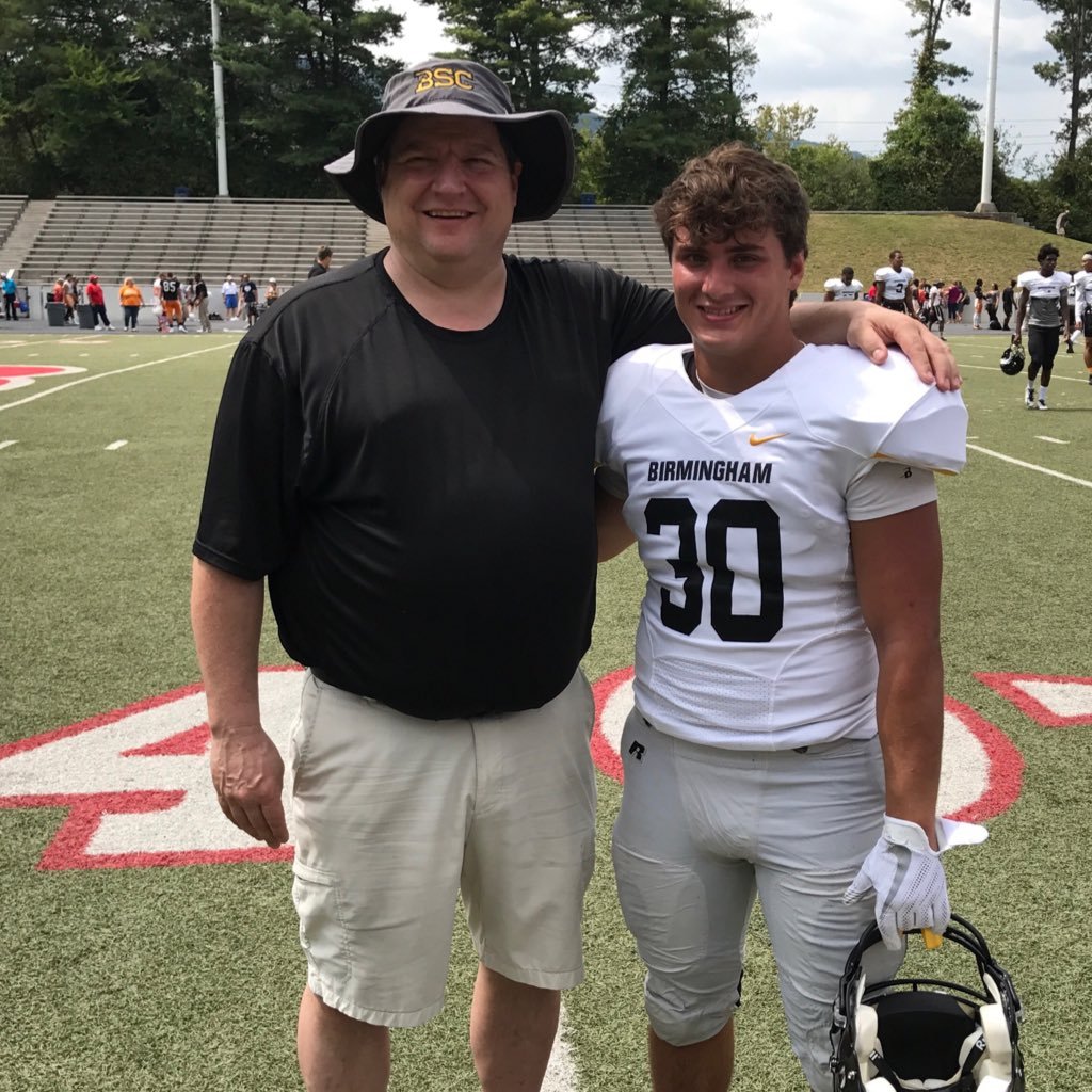 zachstark31's profile picture. 