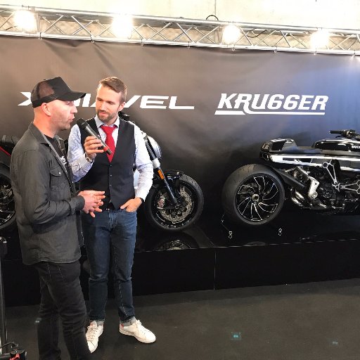 thomas4rings's profile picture. Marketing & PR Director Ducati Benelux ✊ Loves bikes, cars, bikes & cars... :-)