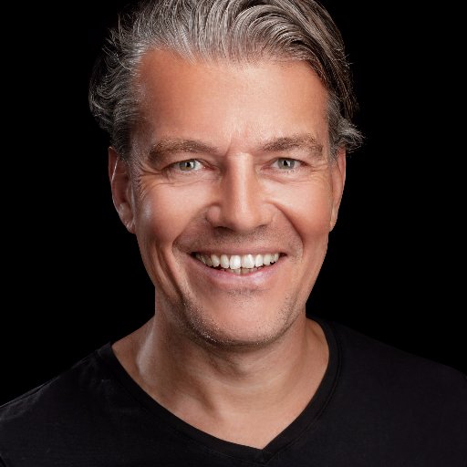 Missie:Jou de beste professionele online presentatie geven door social media marketing en websitebouw! | Duran Duran, Techno & Star Wars!