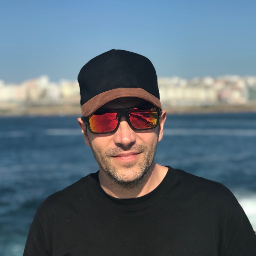 oscar_mouriz's profile picture. La vida es eso que pasa mientras te empeñas en hacer otras cosas...