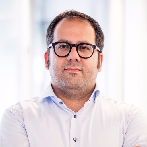 - Entrepreneur - Start-ups - Management - People Skills - Sales management - IT-enthousiast (cloud, mobile, social, analytics, big data,...)