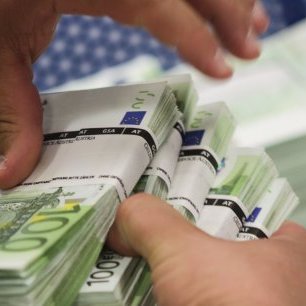 PrestitoDi's profile picture. Per tutta la vostra domanda di prestito , siamo disponibili , Siamo in premio di 2000 € a 54678000 €