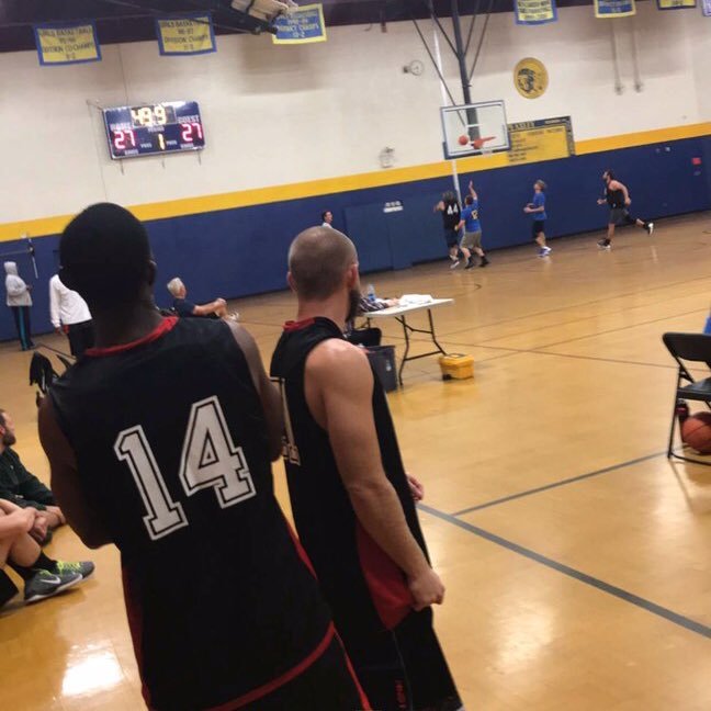 GOD🙏 Combo guard 🏀 #BLM✊🏾 SC: Basketballbeau1