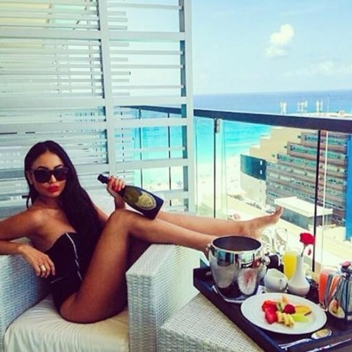 Meet millionaire and successful singles nearby. Download free app on IOS and Android and start to date a millionaire today.