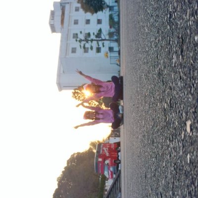 つか