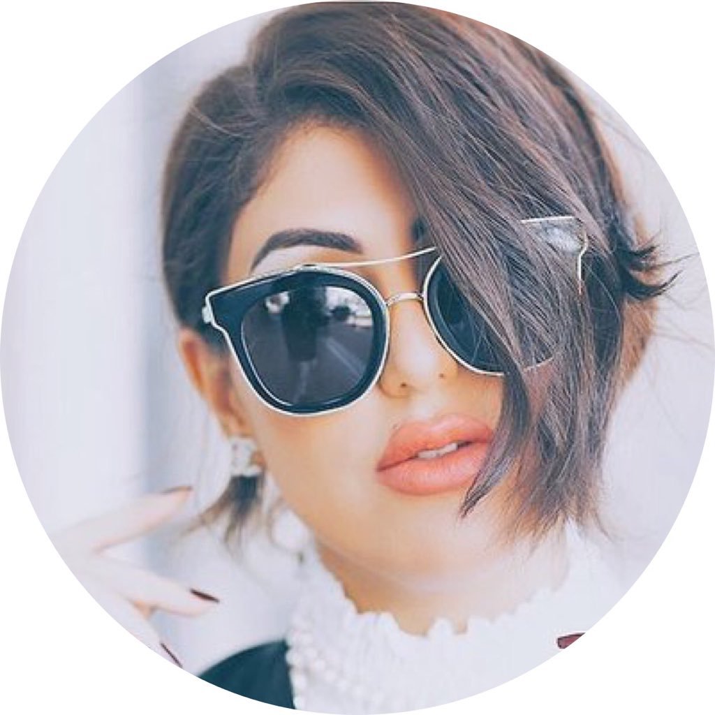 ” وقد يكون الرزق أحيانًا قلوب يسوقها الله إليك لتسعدك ولتصنعَ لكَ رُغمَ كُل ما تمر به ، سعادةً و حياة 💭🕊