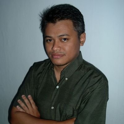 A Seasoned IT Manager, A Father of two, husband of one, Coffee Lover. Tech Guy. Weekend Angler and seasoned journalist.