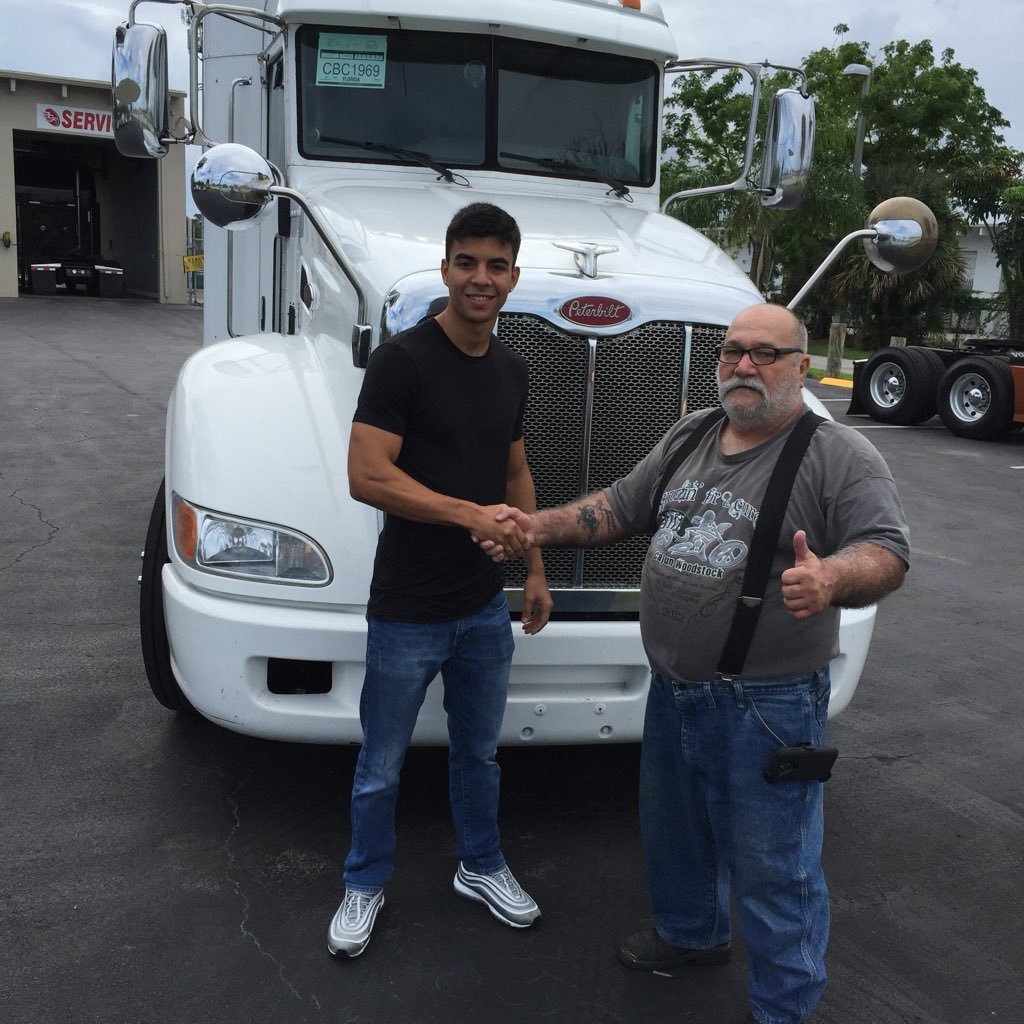 RLCLOGISTICS's profile picture. President & CEO(Robert)                      Cell:305-487-0779                        Office:954-788-3601