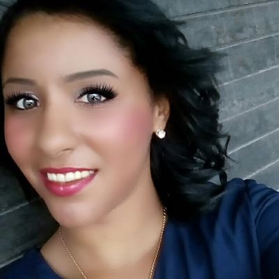 mandydemorney's profile picture. 