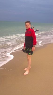 Rb4sB2aFneQIl0K's profile picture. Я увлекаюсь творчеством Ярмака. Люблю футбол и хоккей.