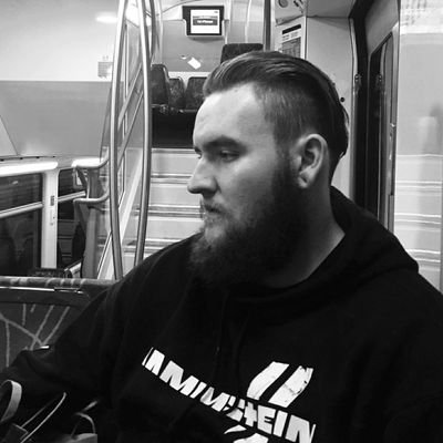 Vi1lainyThrives's profile picture. Sometimes I think about shaving but then I think nah I like my legs the way they are..