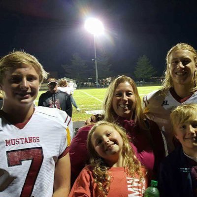 sgreiner20's profile picture. Sports, God, Taken. ❤️