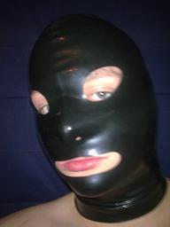 latexyesfan's profile picture. 