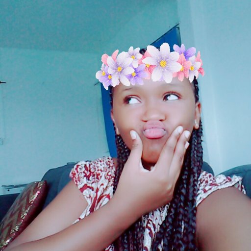 ayna_ismael's profile picture. 