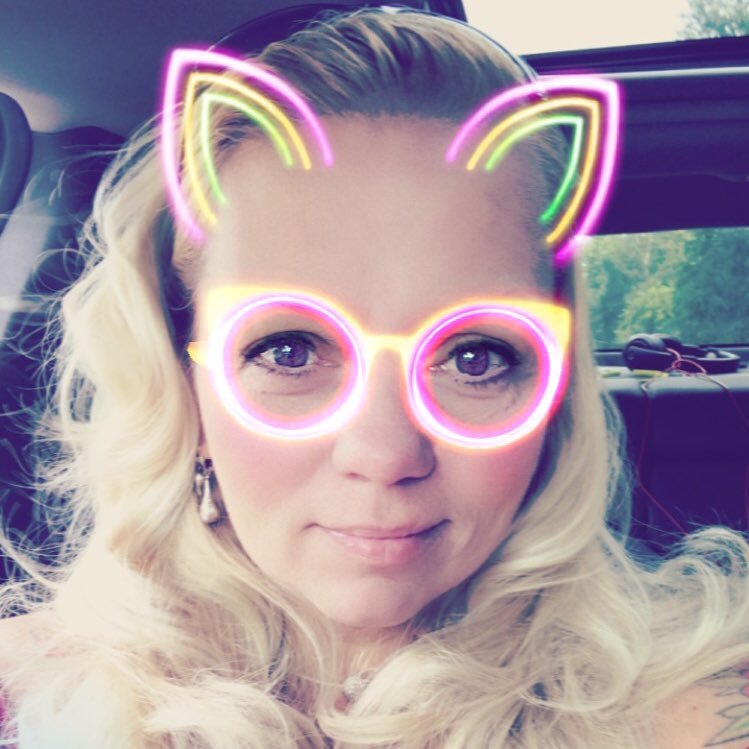 deepanozzo's profile picture. .................................................