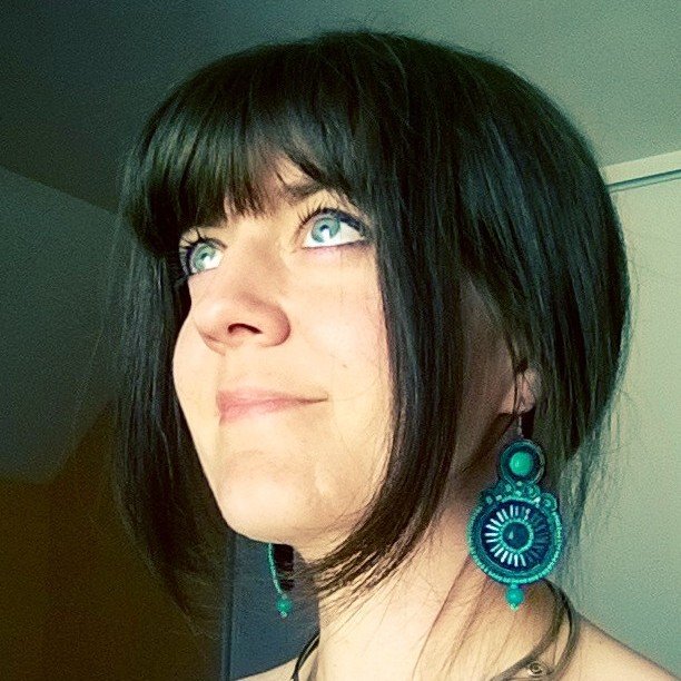 sophie__fischer's profile picture. Autrice SFFF - Jack O'Lantern & Dullahan (éd. Voy'el) - Les Marcheurs de Brume (éd. Walrus)