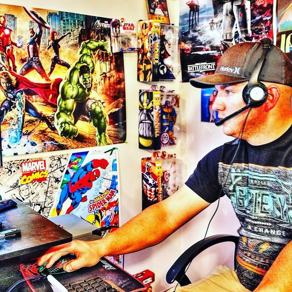 Rolly / Follow & Subscribe @ https://t.co/BssBtebWUS - UT - Streaming New Releases / Shoutouts / Playing with Viewers & More / Schedule: Mon-Thurs 7pm (MTN)