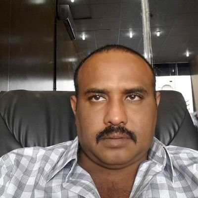 أنا إن عـِشتُ لست أعدِمُ قوتاً .. وإذا مِتُ لستُ أعدِم قبرا
همتي همةُ الملوكِ ونفسي ..
نفسُ حرٍ ترى المذلةَ كفرا